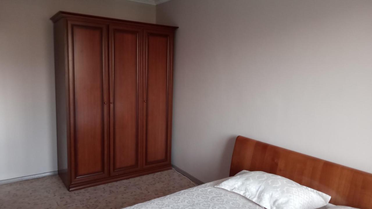 Apartment Shevchenko Panfilova Алматы Экстерьер фото